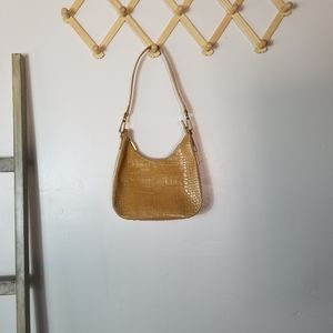 NWOT STONE MOUNTAIN GOLD PURSE WITH BONE TEXTURE GENUINE LEATHER PURSE